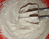 A picture of step 7 of Irish Strawberry Choco Cake.
