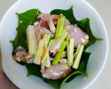 Hình bước làm 3 của món Ếch hấp sả