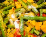 A picture of step 3 of Drumsticks pumpkin sweet sour curry.