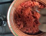 A picture of step 4 of Jhat pat muttka gajer ka halwa.