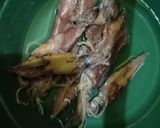 Foto langkah ke 3 dari resep Tumis Cumi Asin.