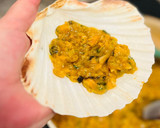 Foto del paso 7 de la receta: Vieiras con mejillones gratinadas en freidora de aire 🌶️ 🦪 🥂
