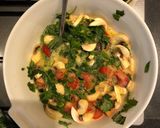 A picture of step 2 of Scrambled eggs, parsley and tomatoes.
