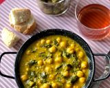 A picture of step 6 of Vegan Spinach with Chickpeas.