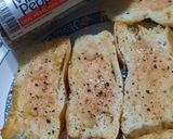 Foto del paso 5 de la receta: Pan con ajo al estilo italiano y sal negra