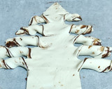Foto del paso 5 de la receta: Arbolito de hojaldre 🎄 y chocolate