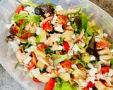 A picture of step 4 of Salad with smoked salmon and canned pear.