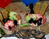 A picture of step 4 of Strawberries and pistachios Ice cream.