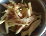 A picture of step 7 of Apple pie.