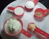 मिल्क पावडर बर्फी (milk powder barfi recipe in marathi) रेसिपी स्टेप 1 फोटो 