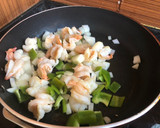 Foto del paso 2 de la receta: Camarones con hongos 🍄