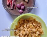 Foto langkah ke 1 dari resep Oseng Mandai Pedas.