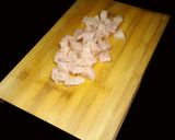 Foto del paso 2 de la receta: Fideos Udon con salsa agridulce, pollo y piña