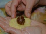 معمول التمر هش والطعم روعة