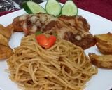 A picture of step 14 of Cheesy Chicken with spaghetti & potato wedges.