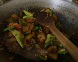 Foto langkah ke 7 dari resep Oseng Kikil Cabe Ijo.