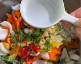 A picture of step 3 of Chinese-Style Broccoli Salad(凉拌西兰花).