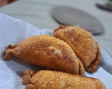 Foto del paso 5 de la receta: Empanadas de carne cortada a cuchillo