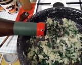 Foto del paso 2 de la receta: Almejas en salsa verde