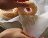 A picture of step 11 of French Cruller Donuts.