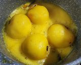 Foto del paso 4 de la receta: 🍐🪻 Peras al almíbar de azafrán + Tarta de peras al azafrán - Dos recetas en una 🪻🍐