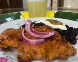 Foto del paso 4 de la receta: "Pechugas de pollo empanizadas, doradas y crujientes ¡Un plato irresistible!"
