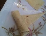 A picture of step 6 of Chicken veg macroni roll.