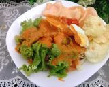 Foto langkah ke 4 dari resep Gado Gado Siram Surabaya.