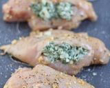 Foto langkah ke 3 dari resep Spinach stuffed chicken.