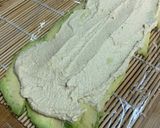 Foto del paso 2 de la receta Rollito de aguacate, hummus y caballa en aceite