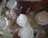 Une image de l'étape 4 de Pâte courgettes champignons bacon au chèvre.