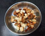 A picture of step 2 of Beet moong cruncy ball.