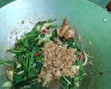 Foto langkah ke 6 dari resep Oseng-oseng kangkung.