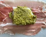 A picture of step 3 of Pesto Parma Parcels of Cod.