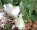 Foto del paso 2 de la receta Hamburguesa de garbanzos y espinacas enriquecida con agua de mar