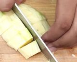A picture of step 1 of Kacche Aam Ki Launji 📌.