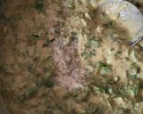 A picture of step 3 of Methi Pakoda.