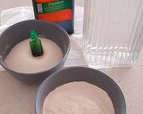 A picture of step 2 of Coconut Custard & Pandan Layer (Tepung Pelita).