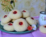 Foto del paso 4 de la receta: Galletitas de queso crema y coco💕