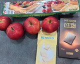 Foto del paso 1 de la receta: Caprichitos de manzana y chocolate 🍅🍫🍴