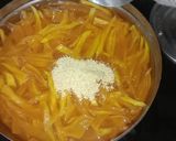 A picture of step 4 of Aam muraba.