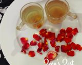 A picture of step 3 of Fresh Rose Tea.