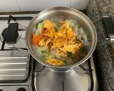 รูปขั้นตอนการทำที่ 7 ของ ต้มจืดไข่น้ำหมูสับ