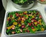 Foto del paso 3 de la receta: Ensalada frutos rojos
