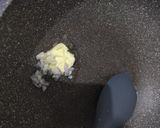 Foto langkah ke 2 dari resep Bubur Ayam Telur Puyuh MPASI.