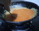 A picture of step 3 of Apple pulp burfi.