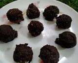 চকোলেট কোকোনাট বল (Chocolate coconut ball recipe in bengali) রেসিপি ধাপ - 5 ছবি