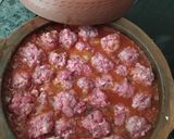A picture of step 2 of Tagine kefta b l bid.