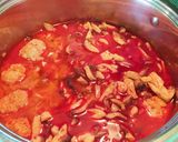 Tejfölös gombás húsgombóc recept fázis 3 fotója