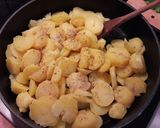 Pas rețetă Cartofi cu ouă și brânză 1 fotografie